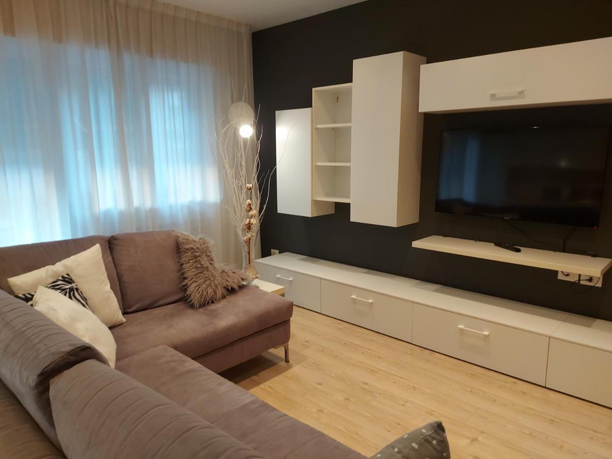 Casa Belle Vacanze Appartement Mestre Buitenkant foto